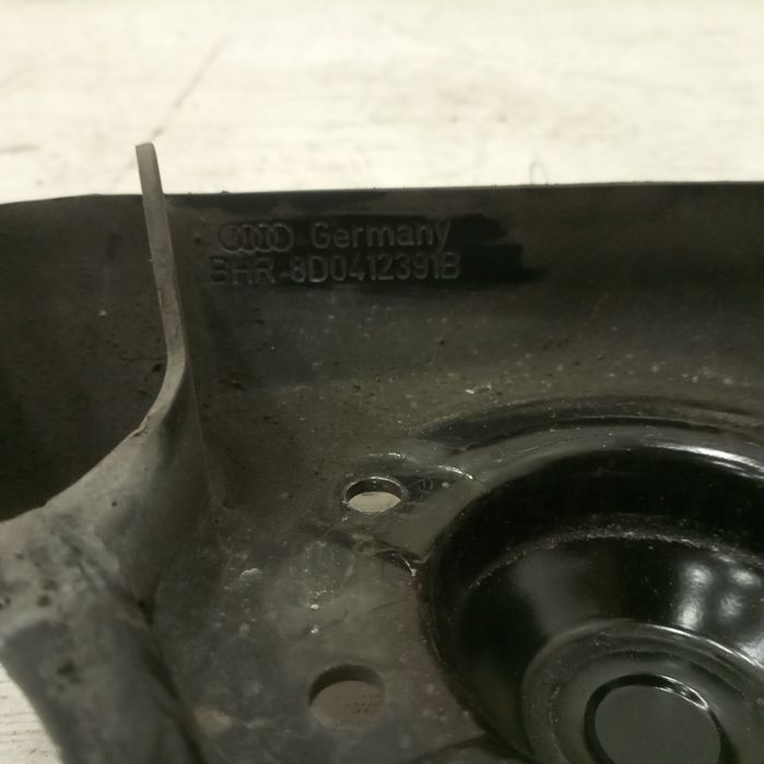 Topo de suspensão - VOLKSWAGEN Passat (3B2) | 96 - 01
