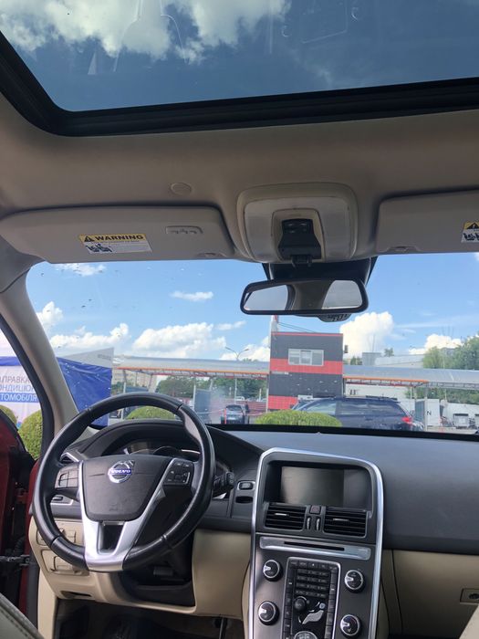 Продам автомобіль Volvo xc60 2014 року