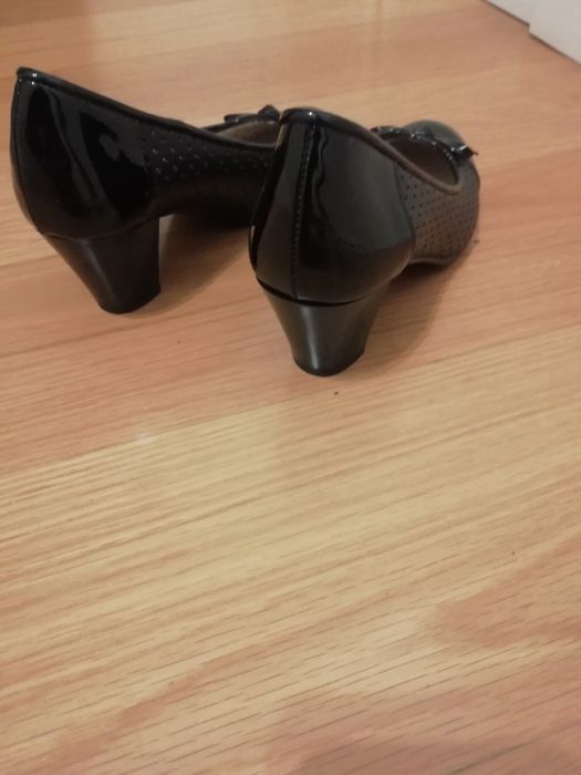 Sapatos step novos