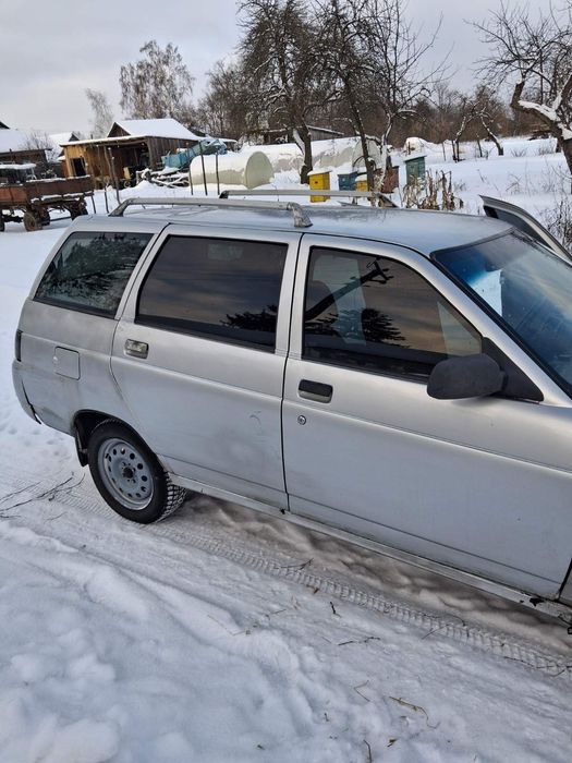 Продам машину ВАЗ 2111