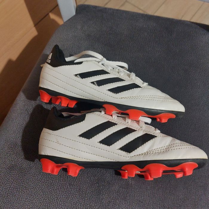 Buty piłkarskie biało czarne korki adidas goletto VI FG 31,5 cm