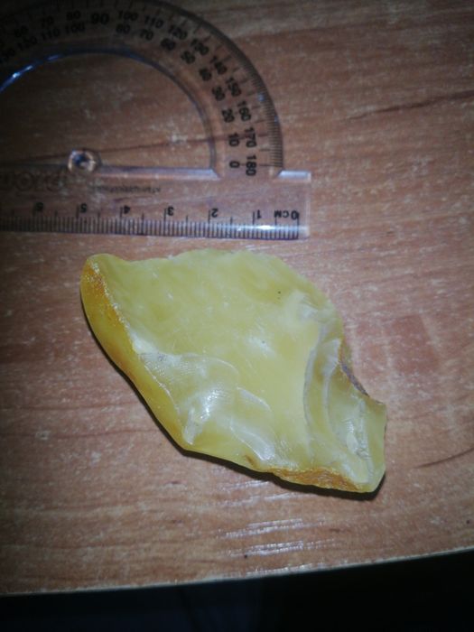 Bursztyn surowy bałtycki 23,4g (Nr h65)