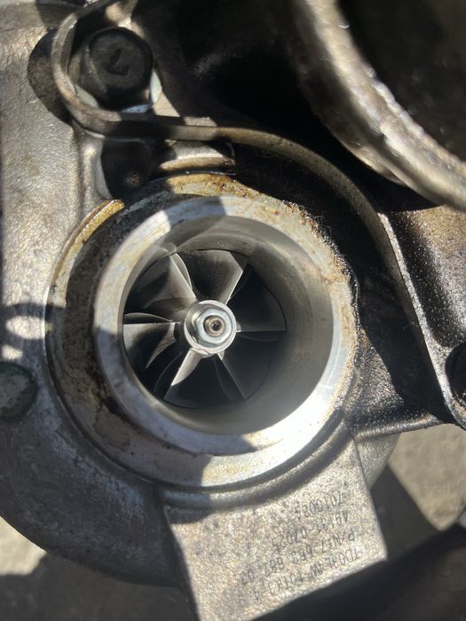 Turbo turbosprezarka bmw e90 e91 e92 e60 e61 e82 e88 e81e70 n54 3.0b