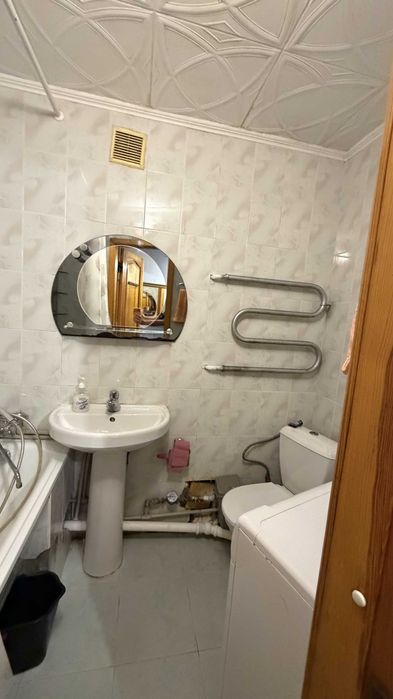 Продаж 2 кім.квартири на Пр.Миру, Площа Перемоги