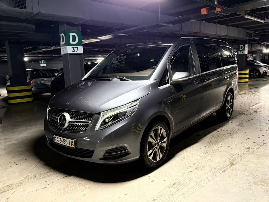 Орендуйте Mercedes-Benz V 250 4MATIC