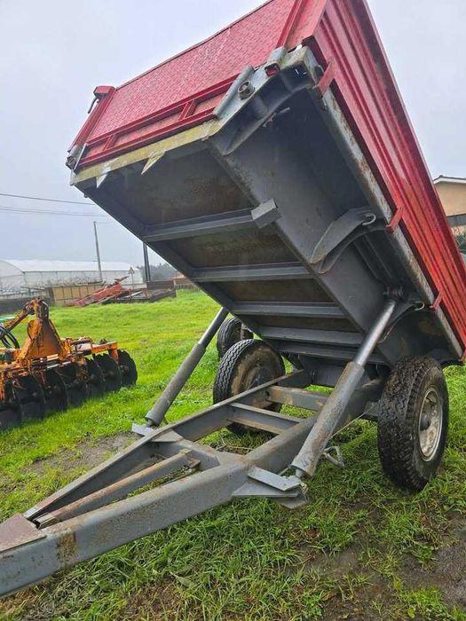 Reboque de gamela basculante , Herculano usado sem documentos
