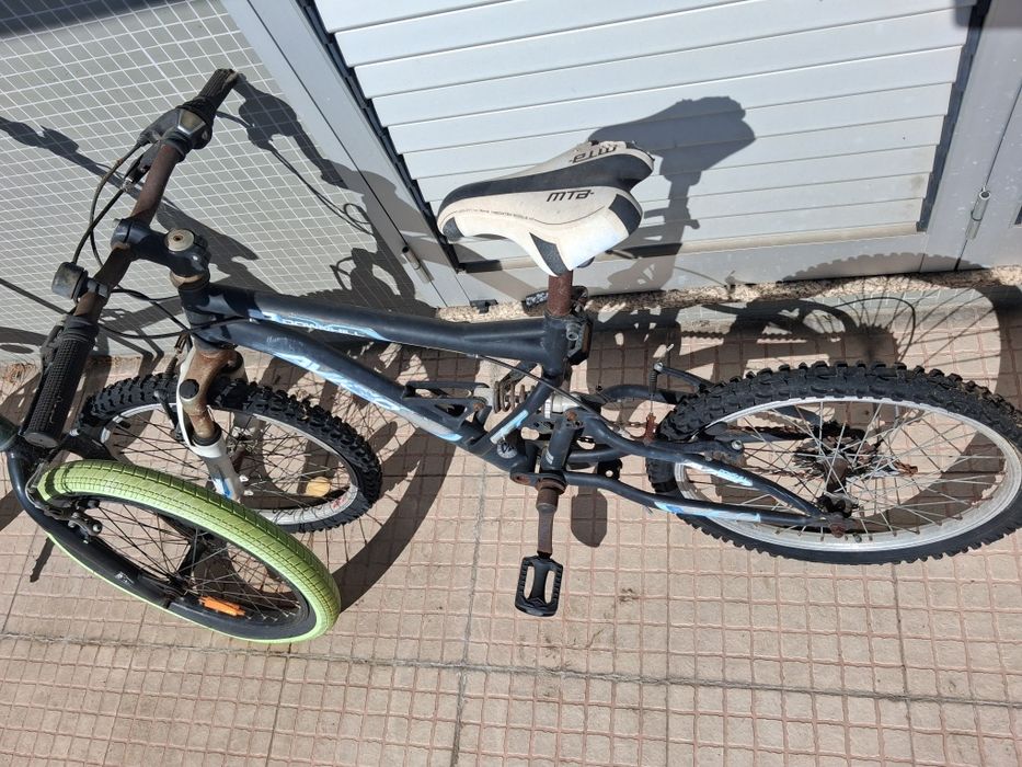 Bicicleta BMX + Oferta de duas bicicletas