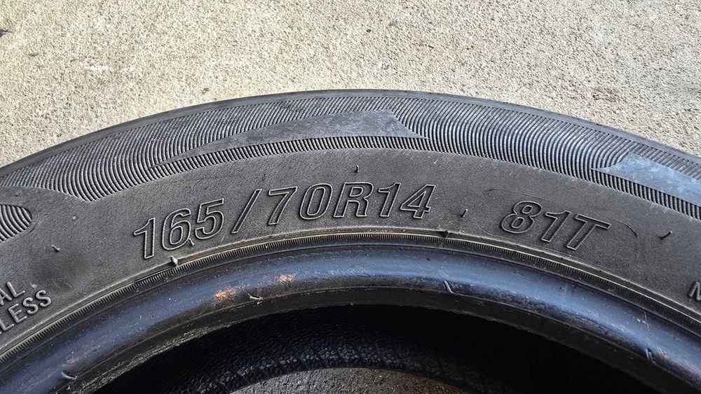 2 Pneus 165/70 R14