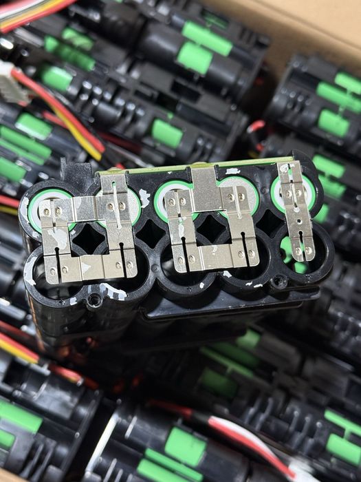 ВИСОКОТОКОВІ акумулятори 18650 фірми Samsung 25R..2500mah
