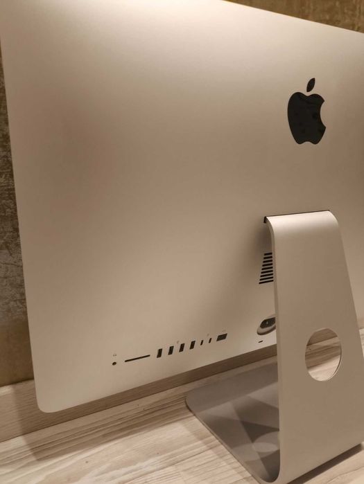 Apple iMac 21.5" 2017, Intel i5, 16gb RAM/1tb Fusion drive, 4K Retina