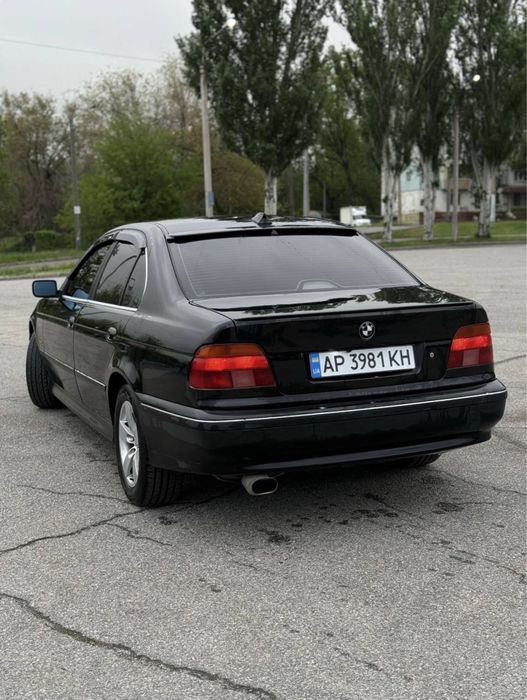 BMW E39 5 Series
