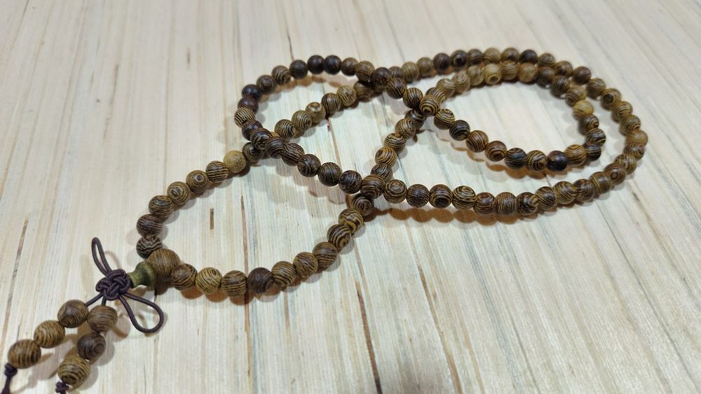 Четки из дерева сандала