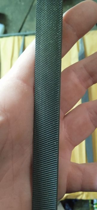 Напильники трехгранные 5 штук.