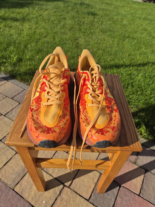 Hoka Speedgoat 6 40 2/4