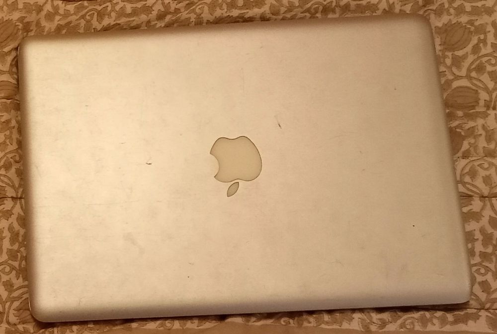 Mac Book 2008, a funcionar