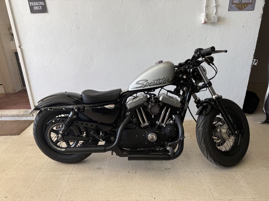 Harley Davidson forty eight (48)