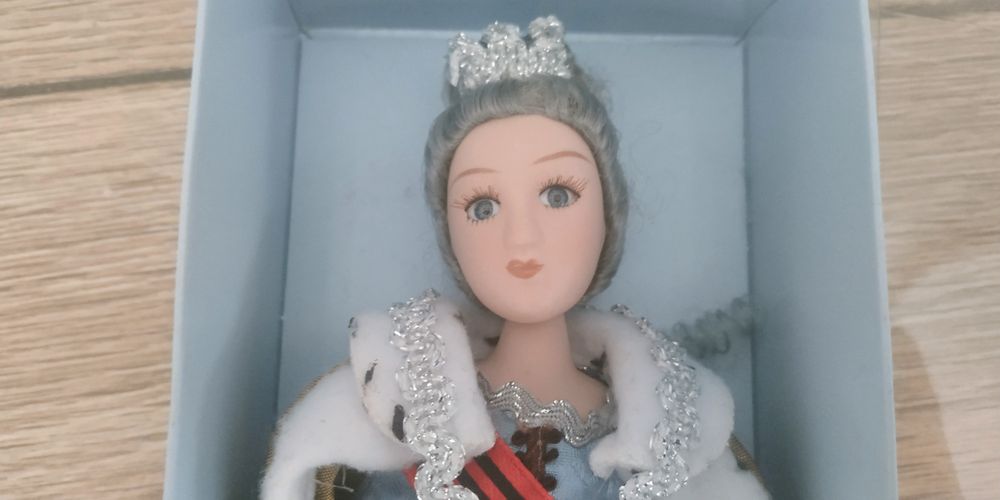 Lalka królowa stylizowana kolekcjonerska