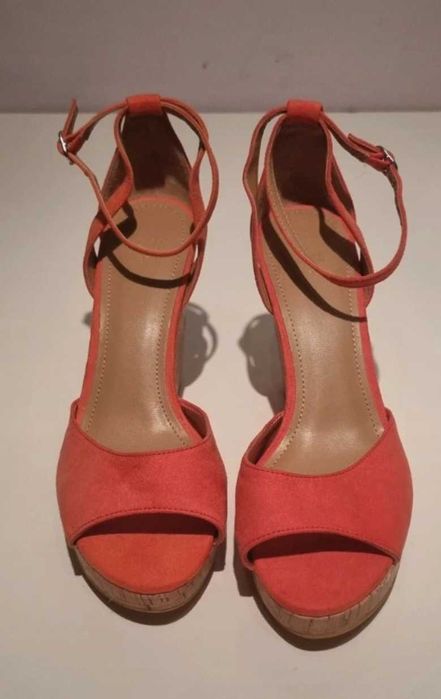 H&M sandały na konturnie nowe