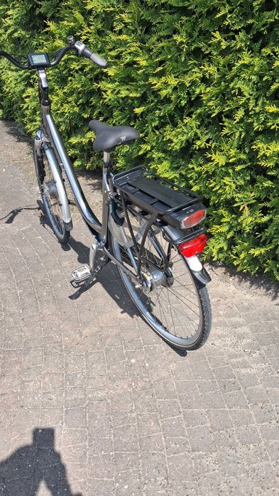 rower elektryczny w bardo dobrym stanie