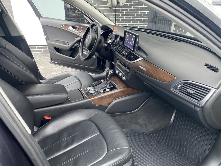 Ауді А6С7 2016