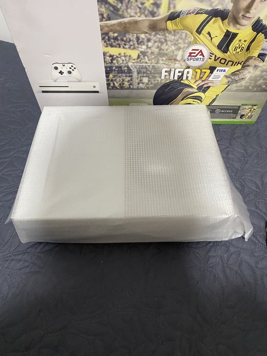 Xbox one 500GB / Go