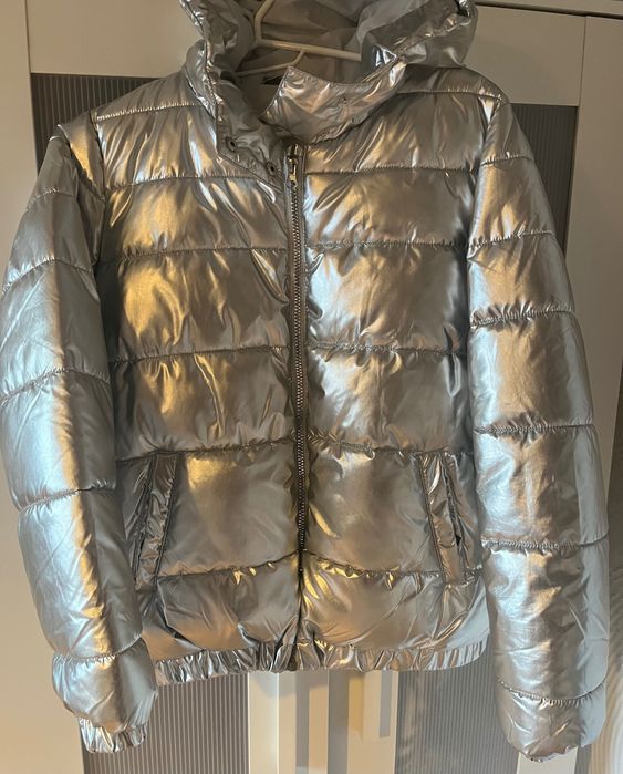 Srebrna kurteczka s puchowa