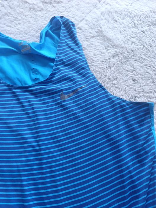 Koszulka  podkoszulek sport siłownia bieganie nike xs s kobieta