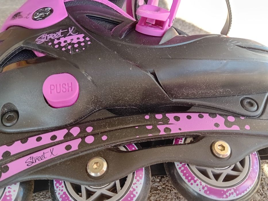 Patins em linha marca Street X tamanho ajustável 35 a 40.