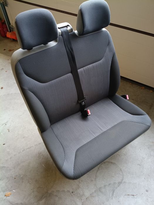 Fotel pasażera Vivaro trafić primastar 02-14