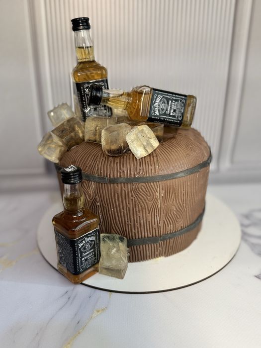 Торти на замовлення