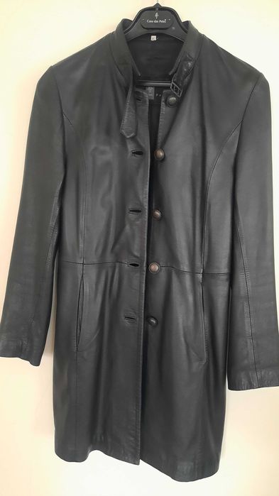 Casaco em pele  preto senhora