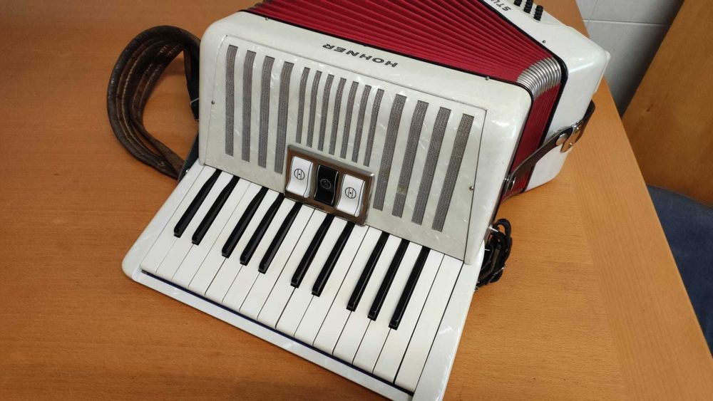 Acordeão Hohner à II Voz - Acordeon