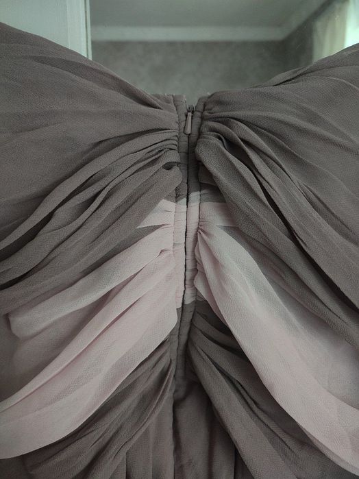 Сукня із МОЖЛИВИЙ ТОРГ  EU- 52 розмір ( 20 розмір по США - ХХХL )