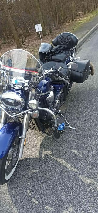 Motocykl Yamaha XVS1300A Midnight Star 2010 r .