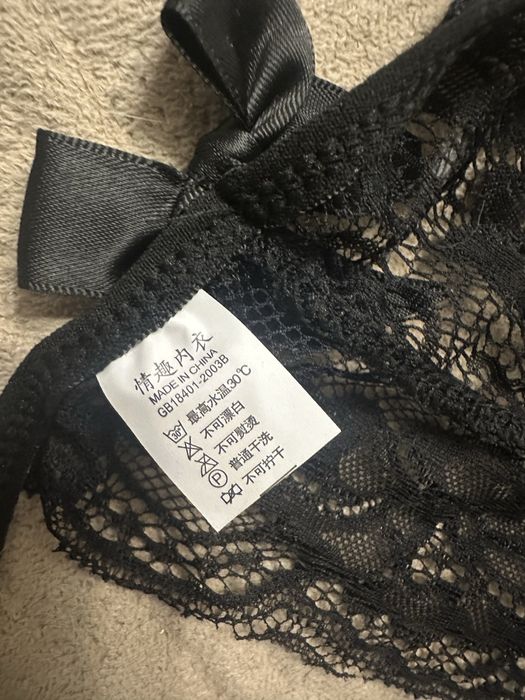 Кружевной комплект нижнего белья