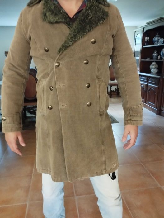 Sobretudo estilo militar