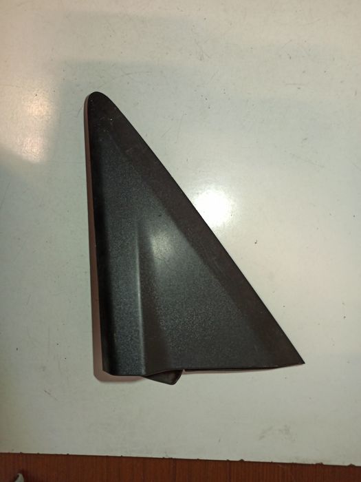 Acabamento externo do retrovisor esquerdo - FORD TRANSIT COURIER B460 Caixa | 14 -