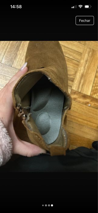 Botas pelo tornozelo