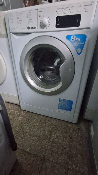 Maquina de lavar roupa 8kg , indesit