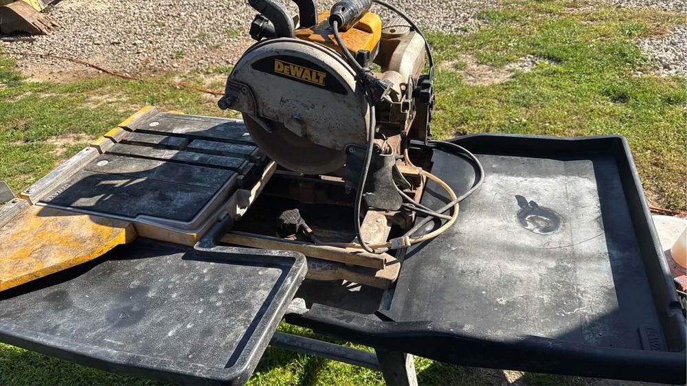 Dewalt d24000 Przecinarka do plytek ceramicznych