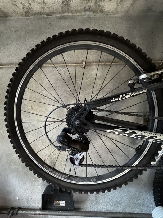 Bicicleta, marca Atlanta