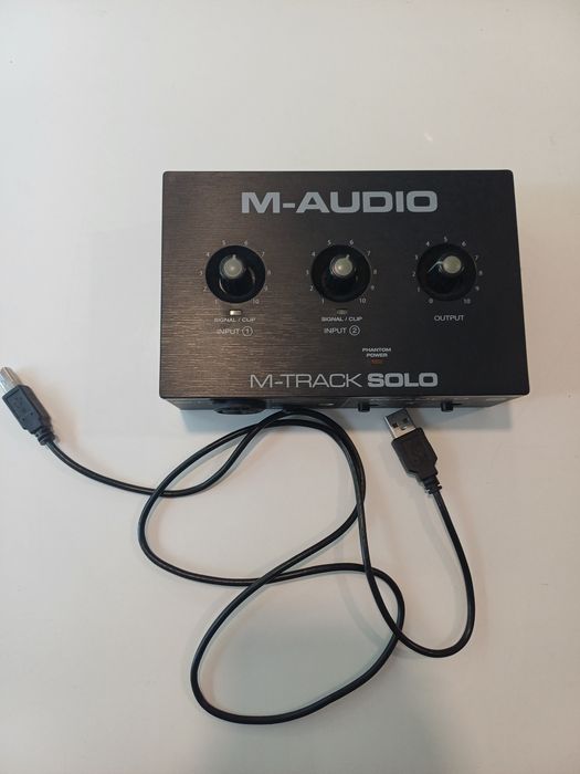 Interface de Áudio USB- M-Audio Track Solo