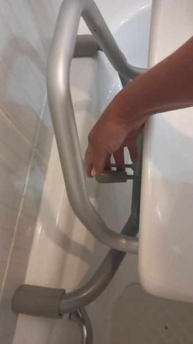 Cadeira de banho suspensa e giratória (360°)