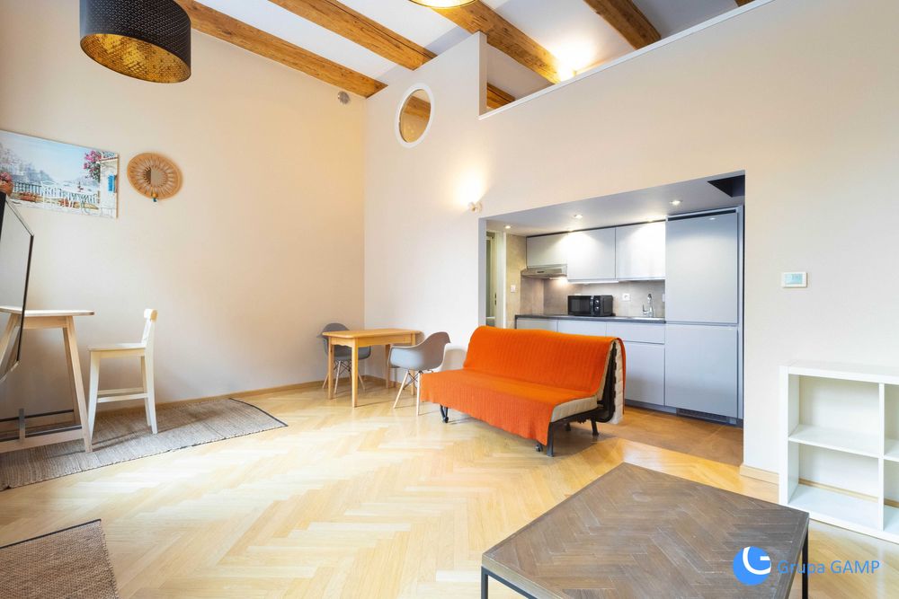 Jasne | 40 m2 | Antresola | Wawel | Św. Gertrudy
