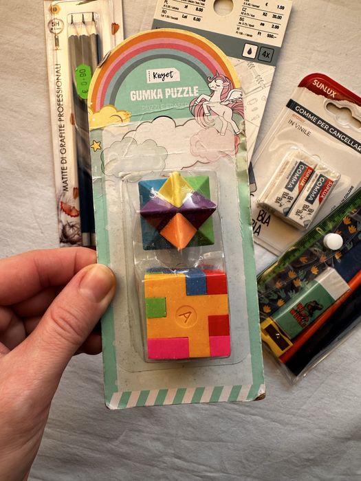 Artykuły szkolne zestaw przyborów szkolnych