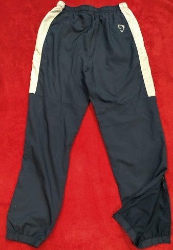Spodnie dresowe NIKE roz. 152-158 cm