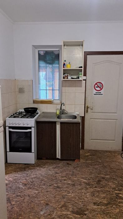 Здається в довгострокову оренду 2х поверховий дім в с. Обухівка