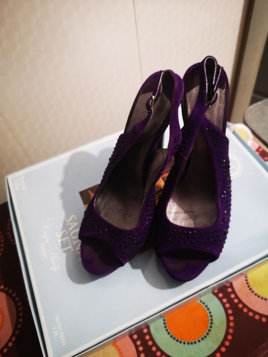 Босоніжки жіночі 38 розмір