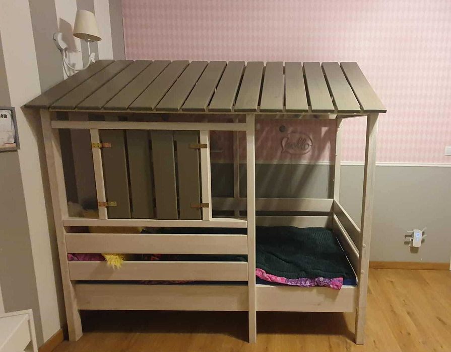 Łóżko dziecięce, domek, drewniane