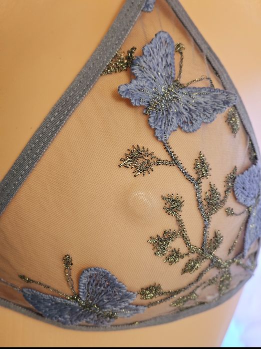 Seksowny koronkowy komplet damski w motylki.